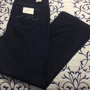 Melissa McCarthy Jeans - Melissa McCartthy 7 seven jeans Melissa McCarthy Jeans - Melissa McCartthy 7 seven jeans